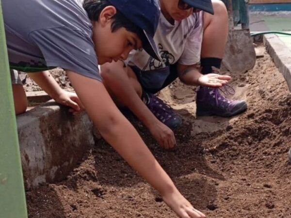 26 de abril 2025 | Huerto urbano en la Población Caupolicán