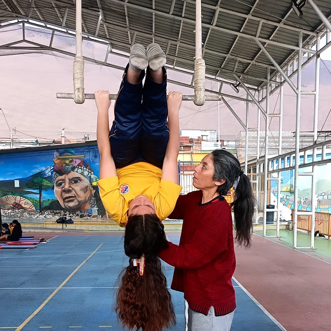 Taller de Acrobacia en trapecio y lira